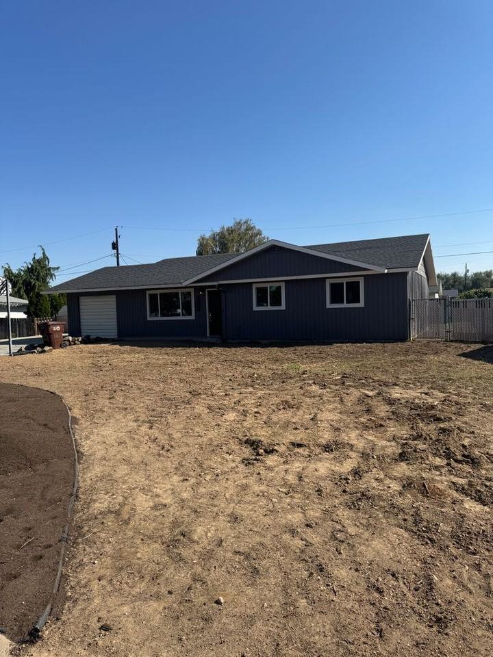 6808 Clinton Way - Photo 3 of 16