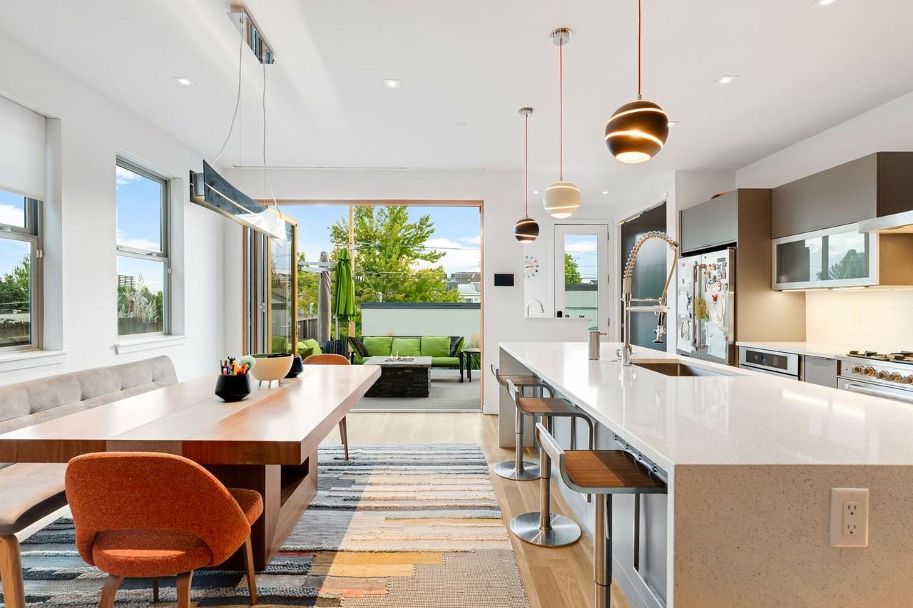 9 Harrison St - Photo 7 of 43