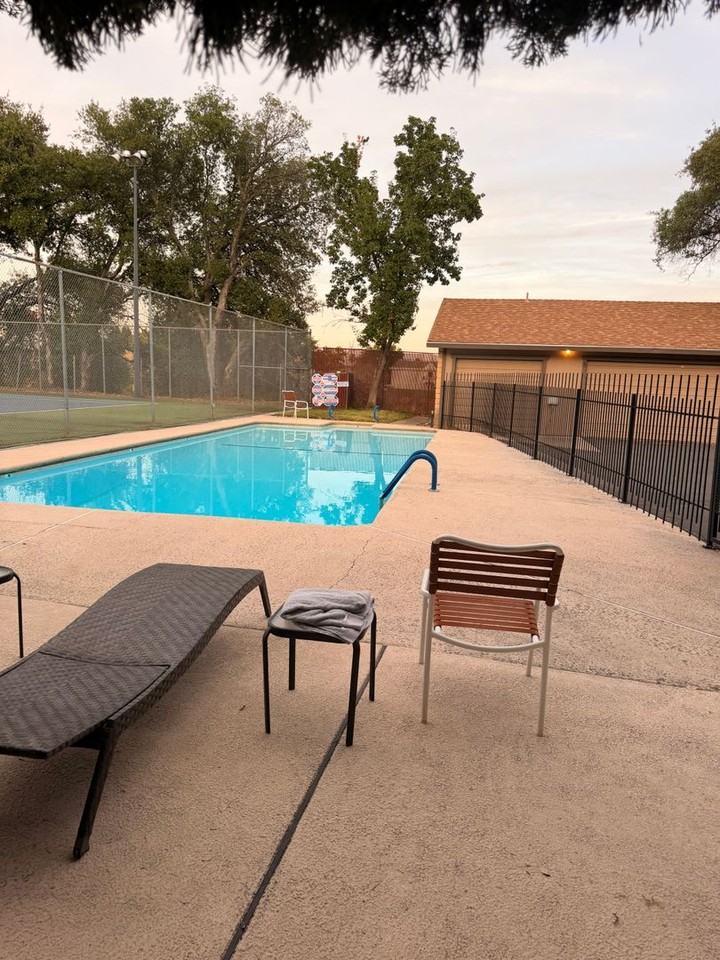 1975 Bechelli Ln - Photo 4 of 21