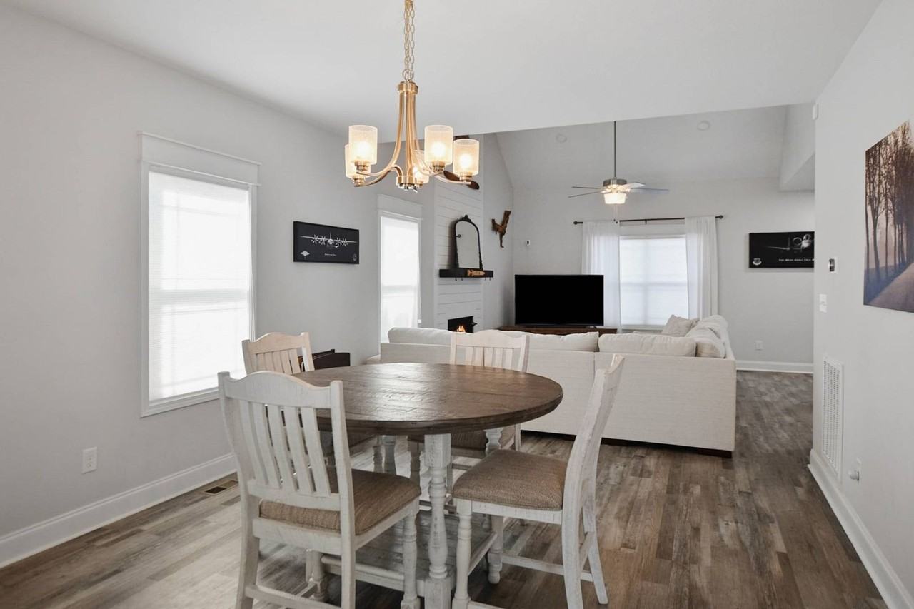 515 Woodtrace Dr - Photo 2 of 24