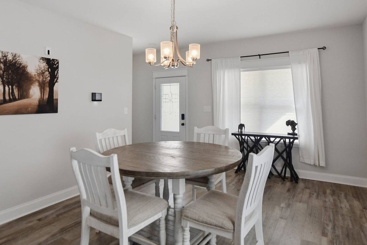 515 Woodtrace Dr - Photo 4 of 24