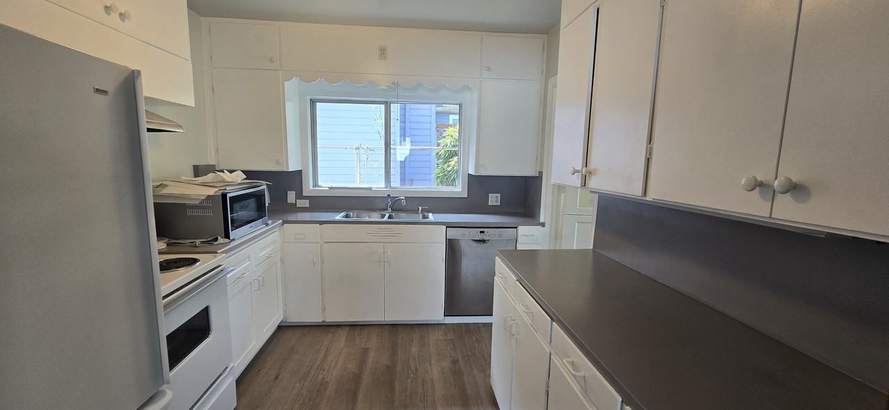 6341 4th Ave Ne #1 - Photo 6 of 27