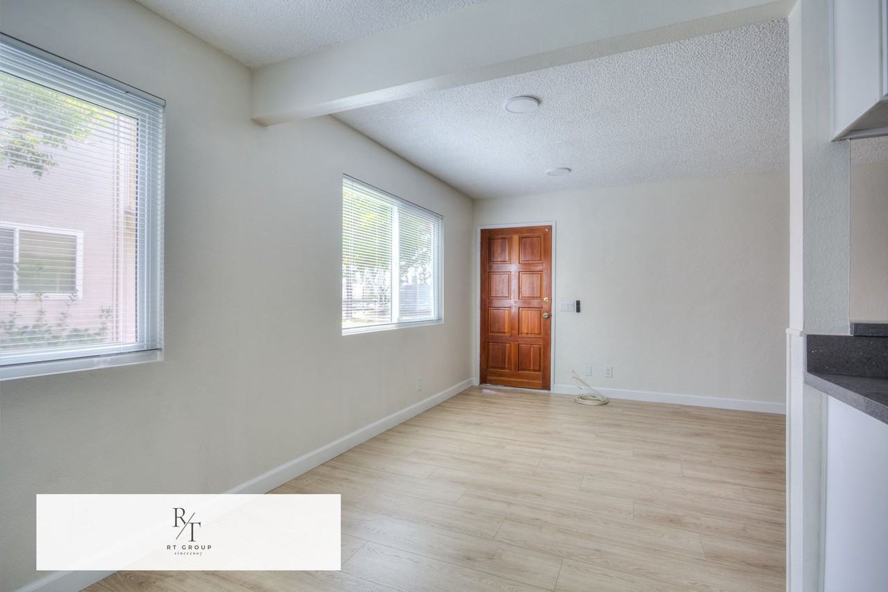 1085 W Sierra Madre Ave #2 - Photo 5 of 30