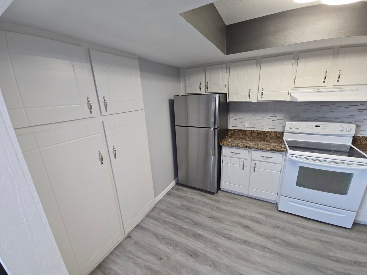 4201 E Camelback Rd - Photo 7 of 25
