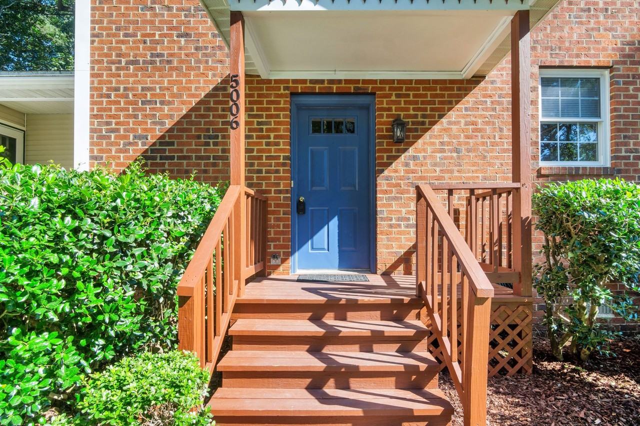 5006 Liza Ln - Photo 4 of 30