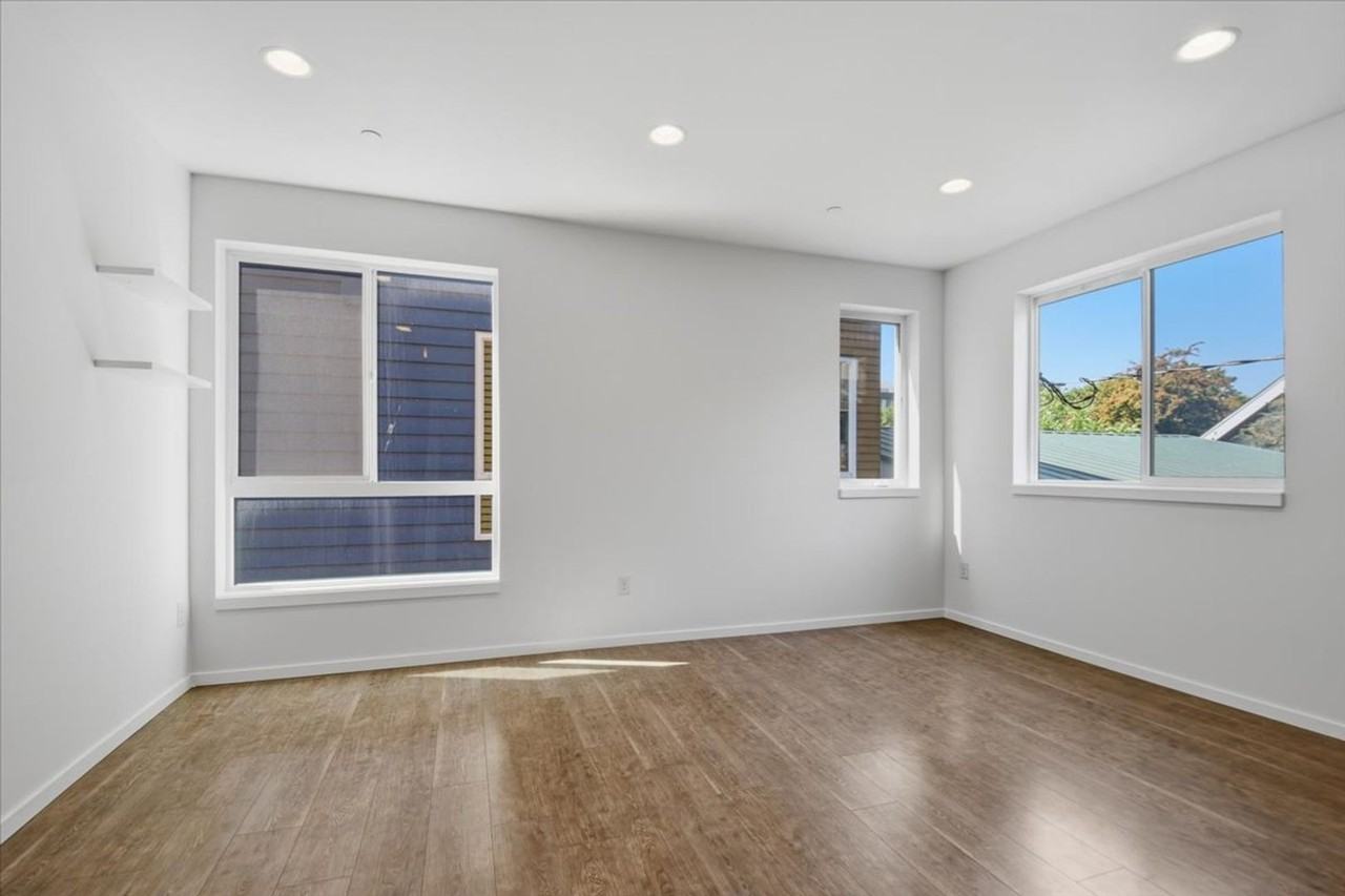 3216 15th Ave W #B - Photo 2 of 26