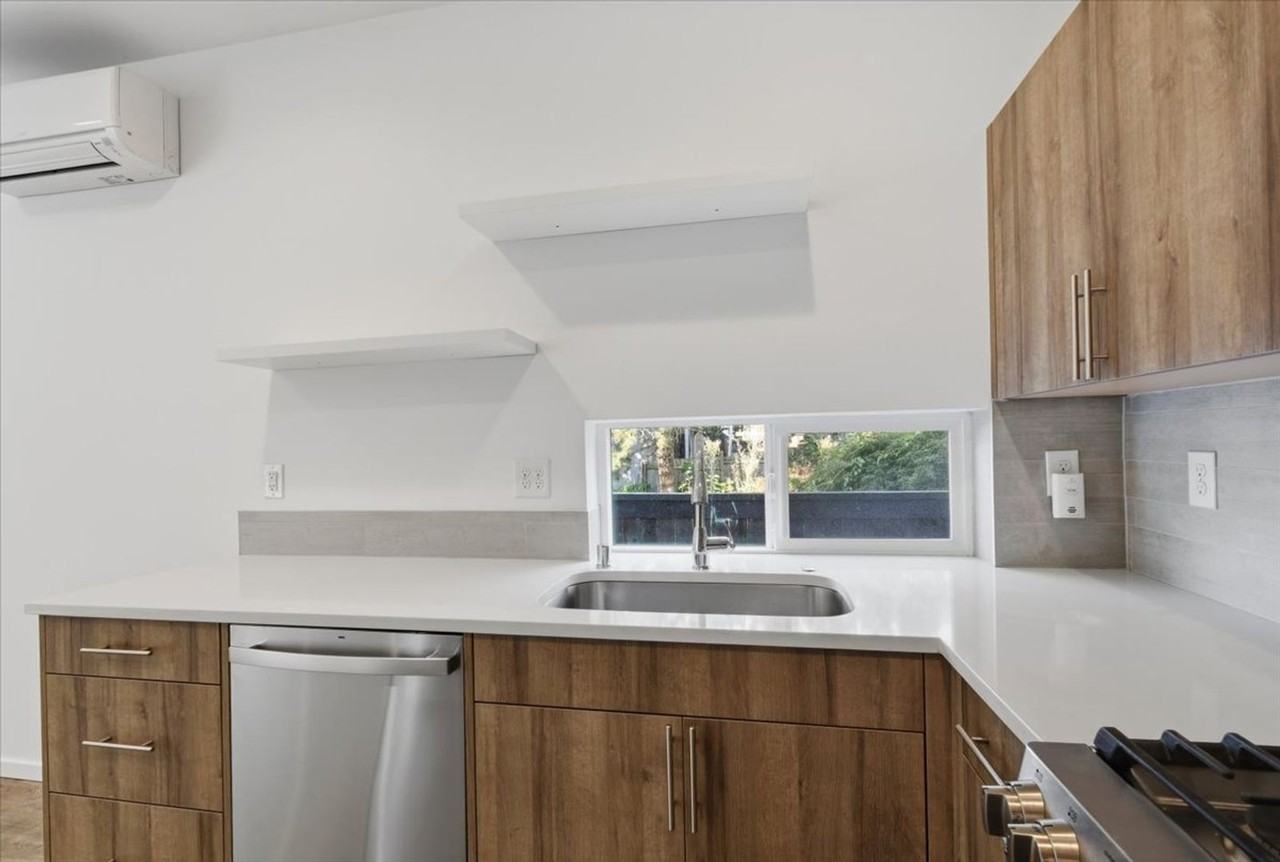 3216 15th Ave W #B - Photo 6 of 26
