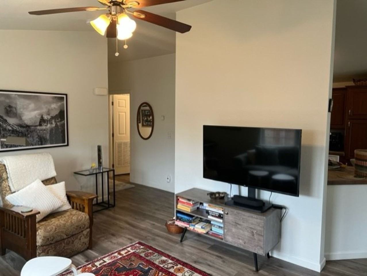 2395 Delaware Ave - Photo 5 of 11