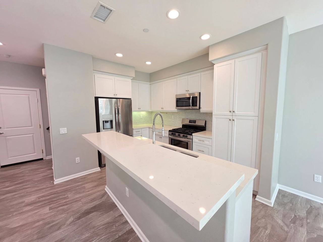 14910 W Castille Way - Photo 2 of 28
