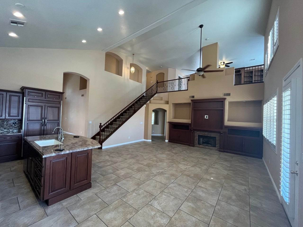 10619 Sunwind Ave - Photo 6 of 30