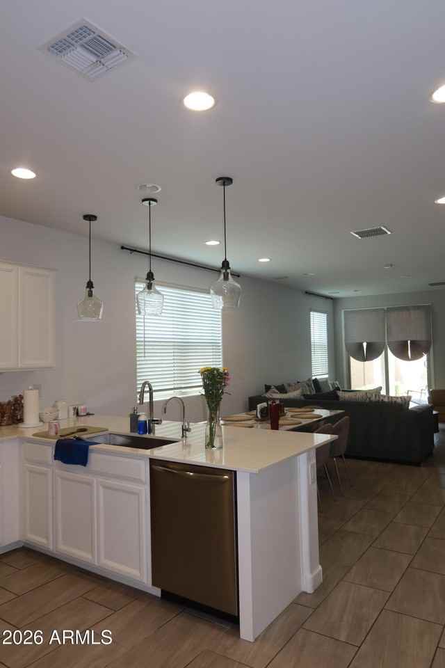 662 S Olympic Dr - Photo 5 of 13