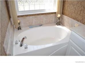 425 Longwood Trl #1 - Photo 2 of 9