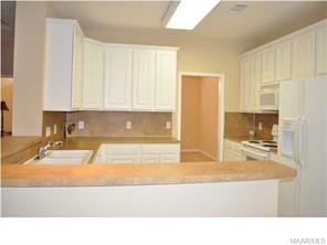 425 Longwood Trl #1 - Photo 5 of 9
