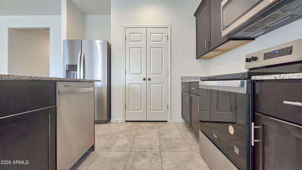5074 S 251st Dr - Photo 6 of 32