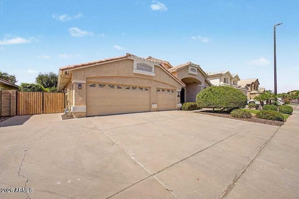 1466 E Spur Ave - Photo 2 of 45