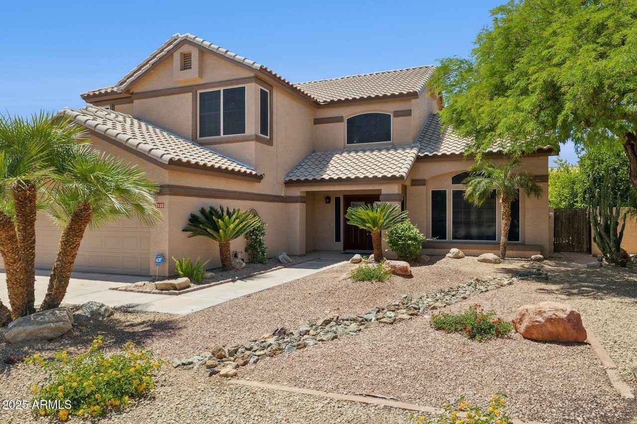 16630 N 61st Pl - Photo 4 of 30