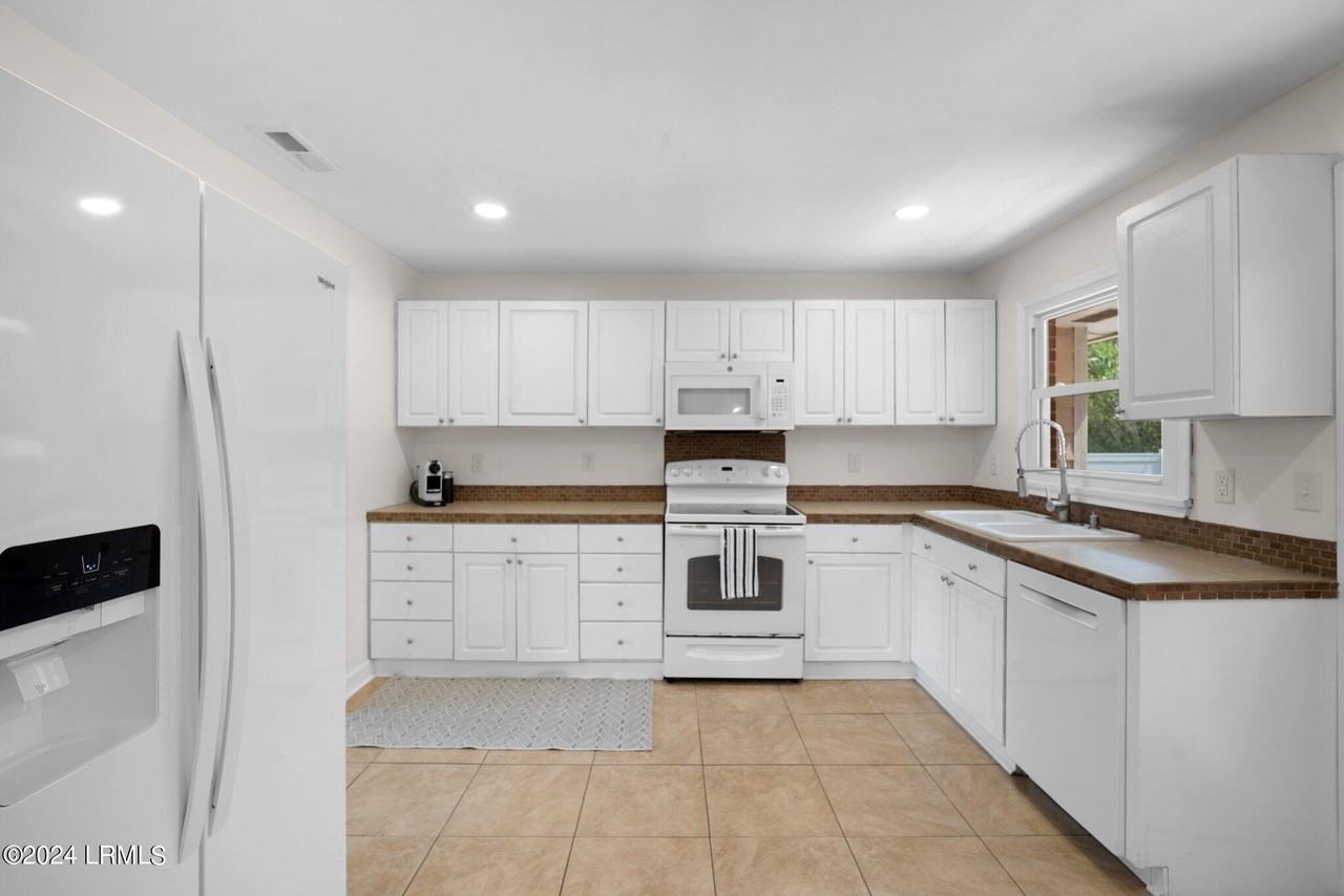 905 Mcteer Cir - Photo 5 of 18