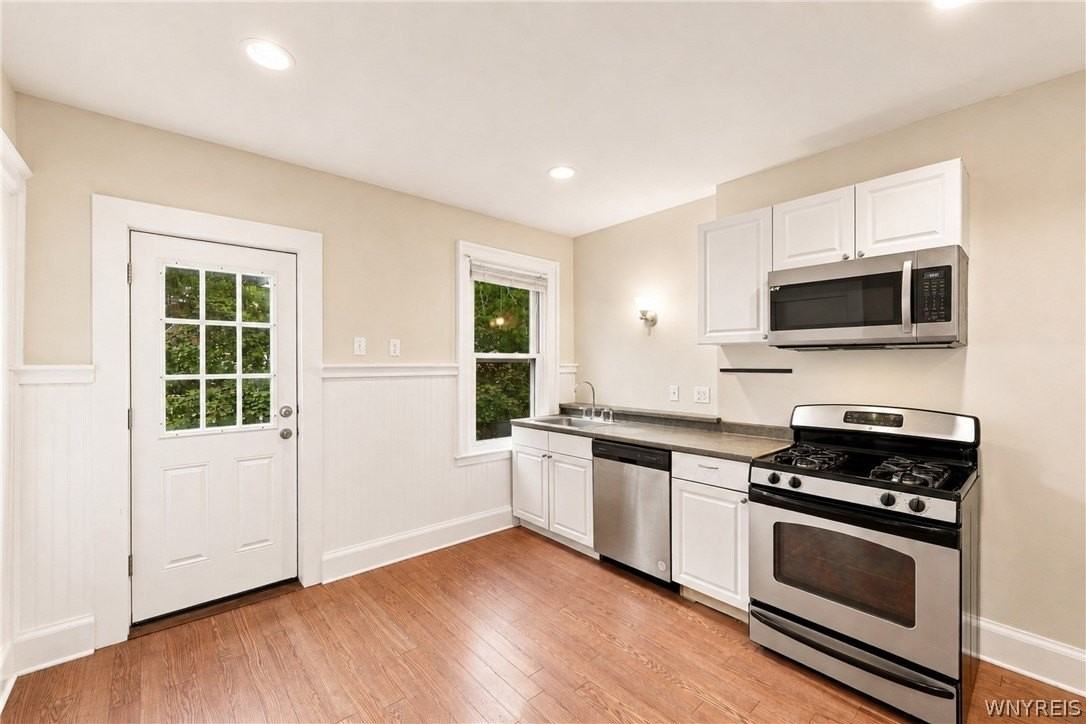 193 Woodward Ave #2 - Photo 6 of 15
