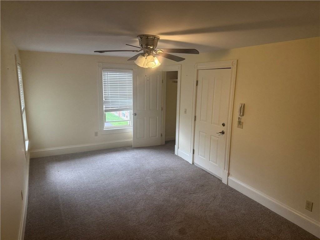 507 W Water St - Photo 2 of 9