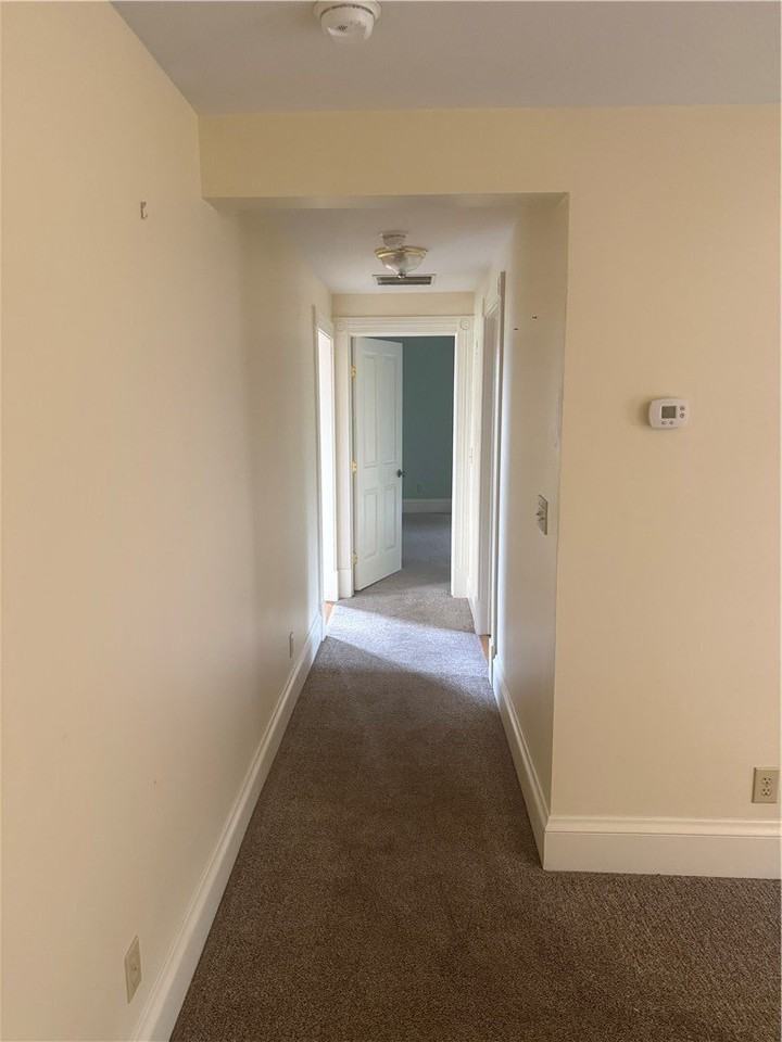 507 W Water St - Photo 3 of 9