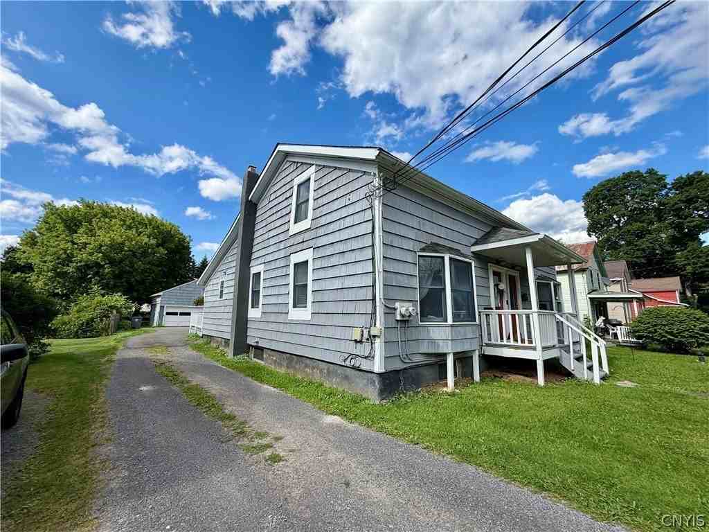 145 W Seneca St - Photo 2 of 17