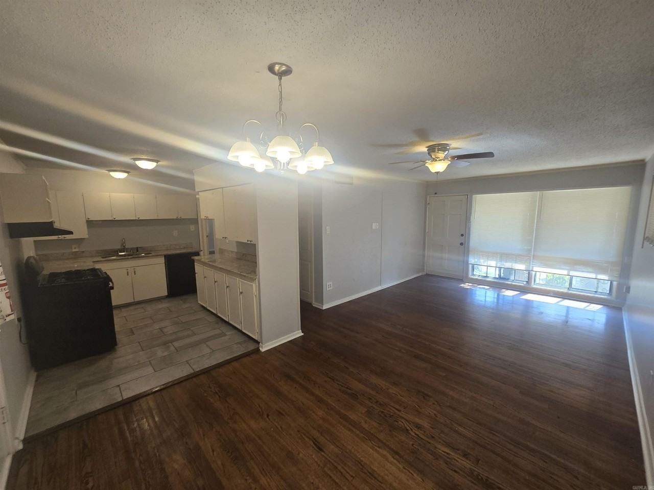4 Delrose Dr - Photo 3 of 15