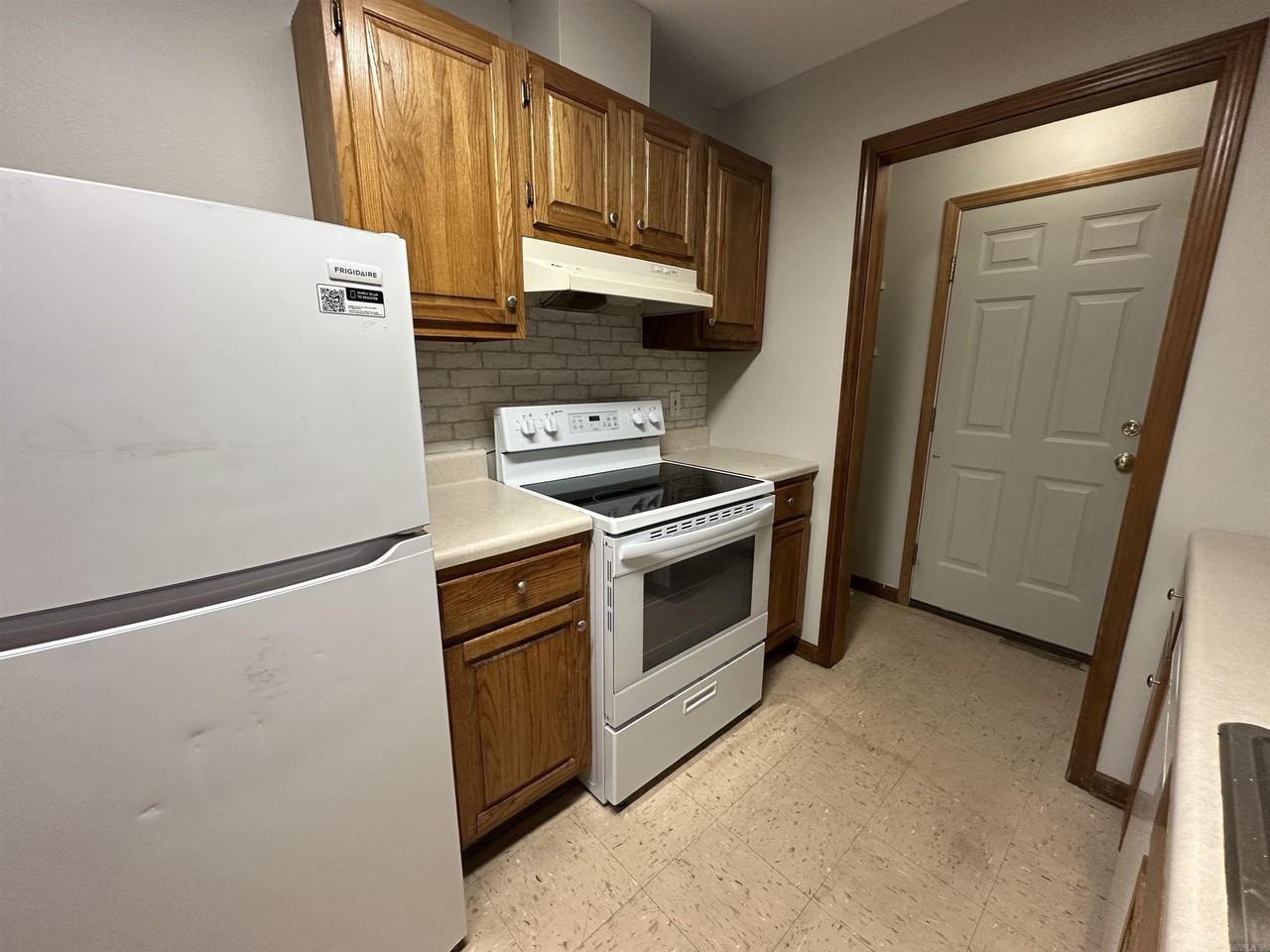 506 N Cross St #4 - Photo 5 of 12