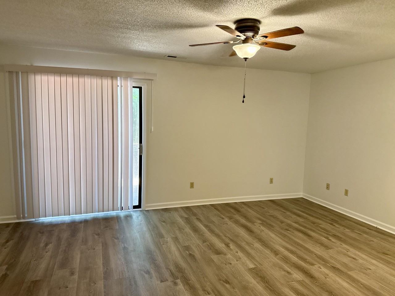 10722 Bean Dr - Photo 6 of 15