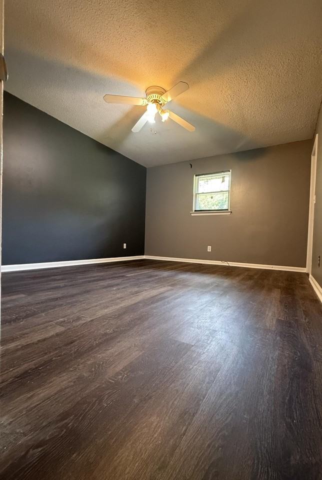 2604 12th Ave - Photo 7 of 15