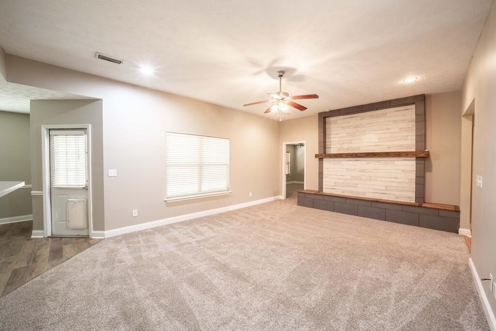 442 Lee Road 2170 - Photo 6 of 14