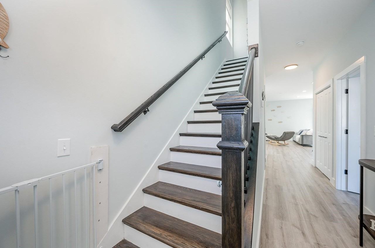 503 30th Ave N - Photo 4 of 38
