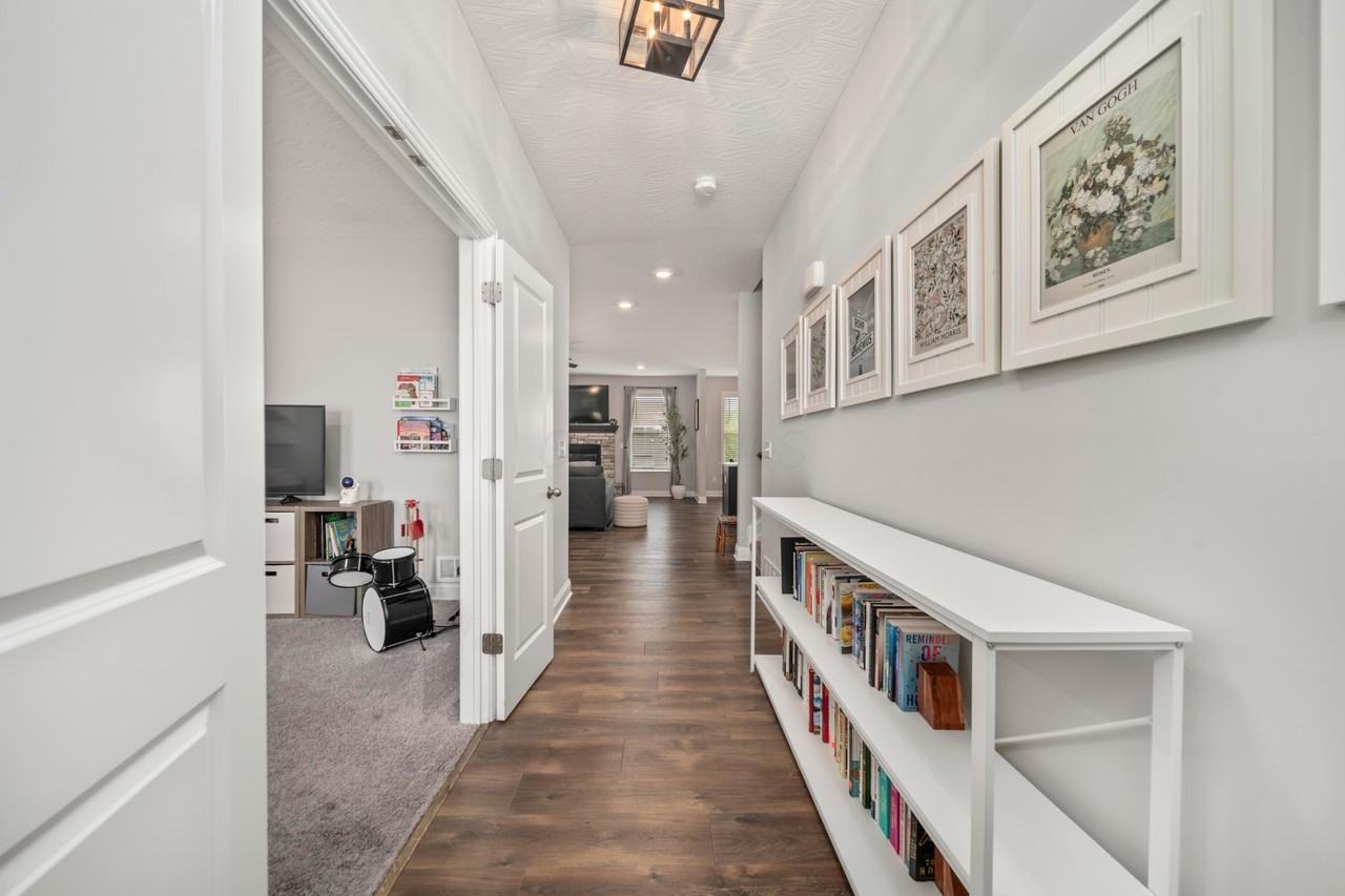 288 Mahogany Ln - Photo 6 of 50