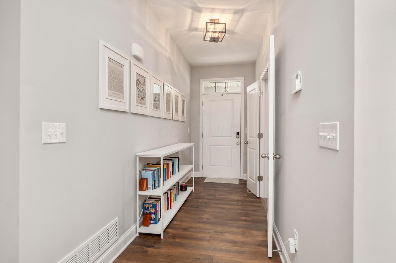 288 Mahogany Ln - Photo 7 of 50