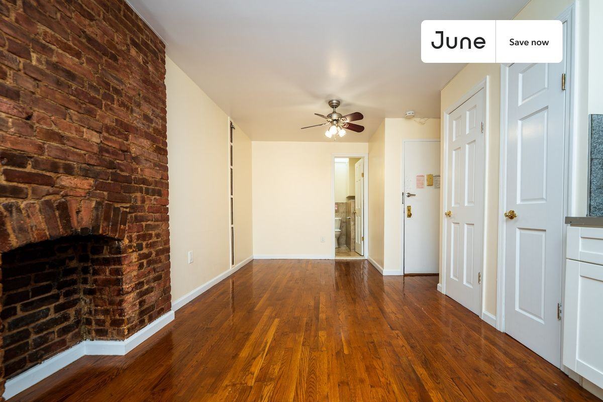 1365 1st Ave #A - Photo 2 of 8