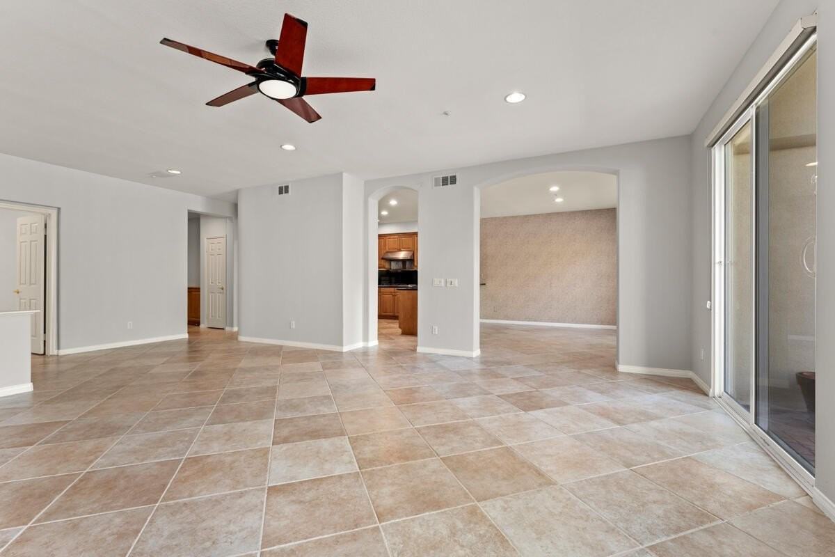 4 Calle Regio - Photo 3 of 23