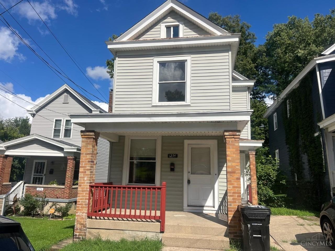 1274 Ross Ave - Photo 2 of 14