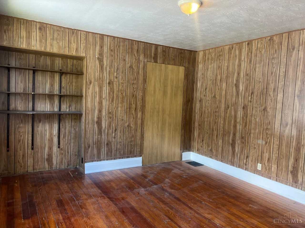 1274 Ross Ave - Photo 4 of 14