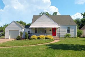 featured image of 690 Doris Jane Ave