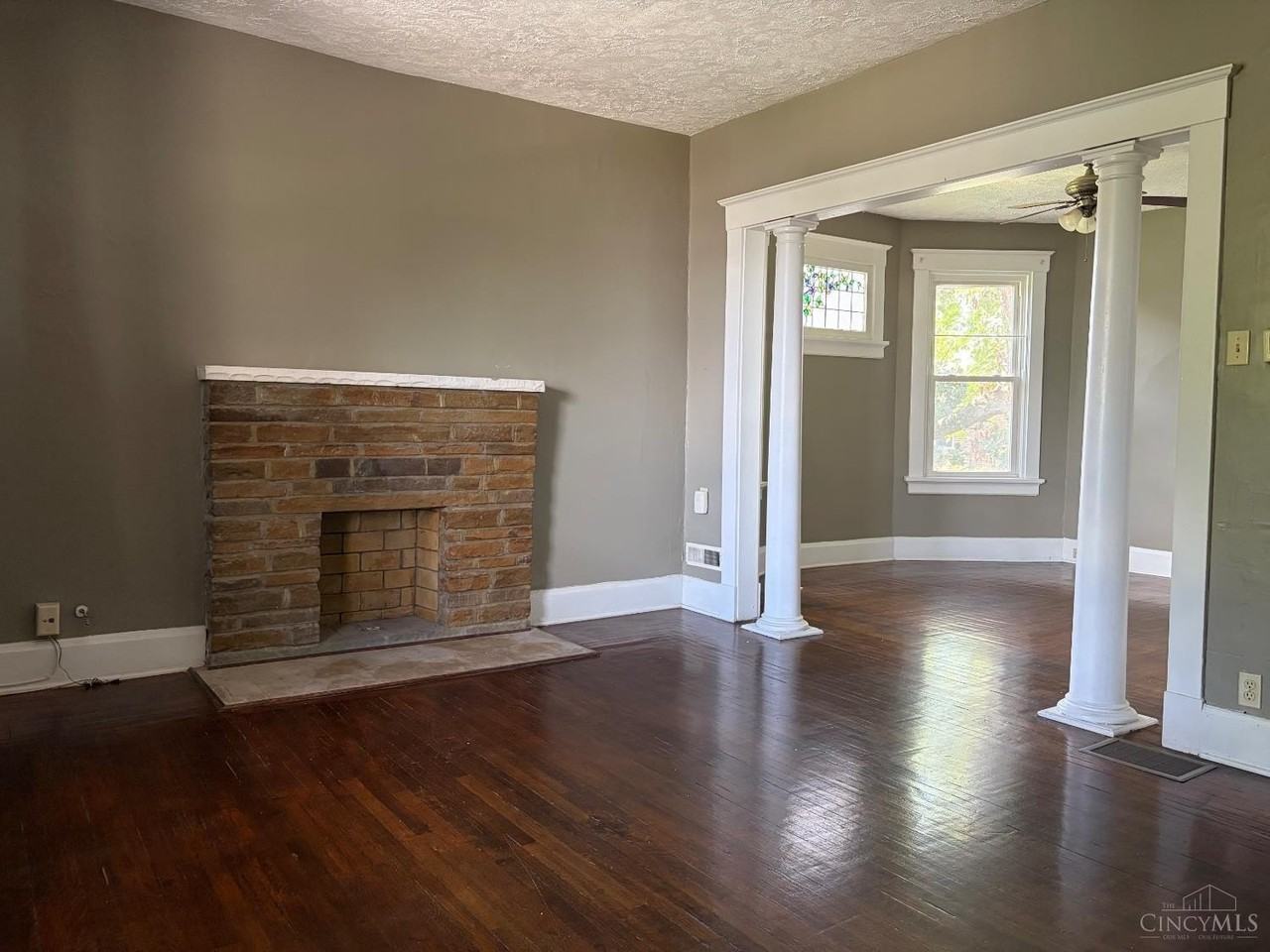4213 Greenlee Ave #2 - Photo 2 of 20