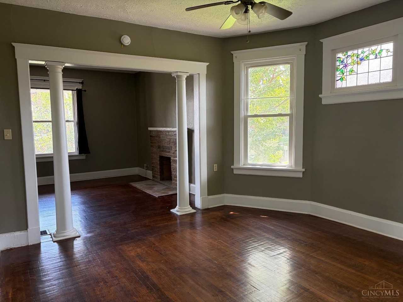 4213 Greenlee Ave #2 - Photo 3 of 20