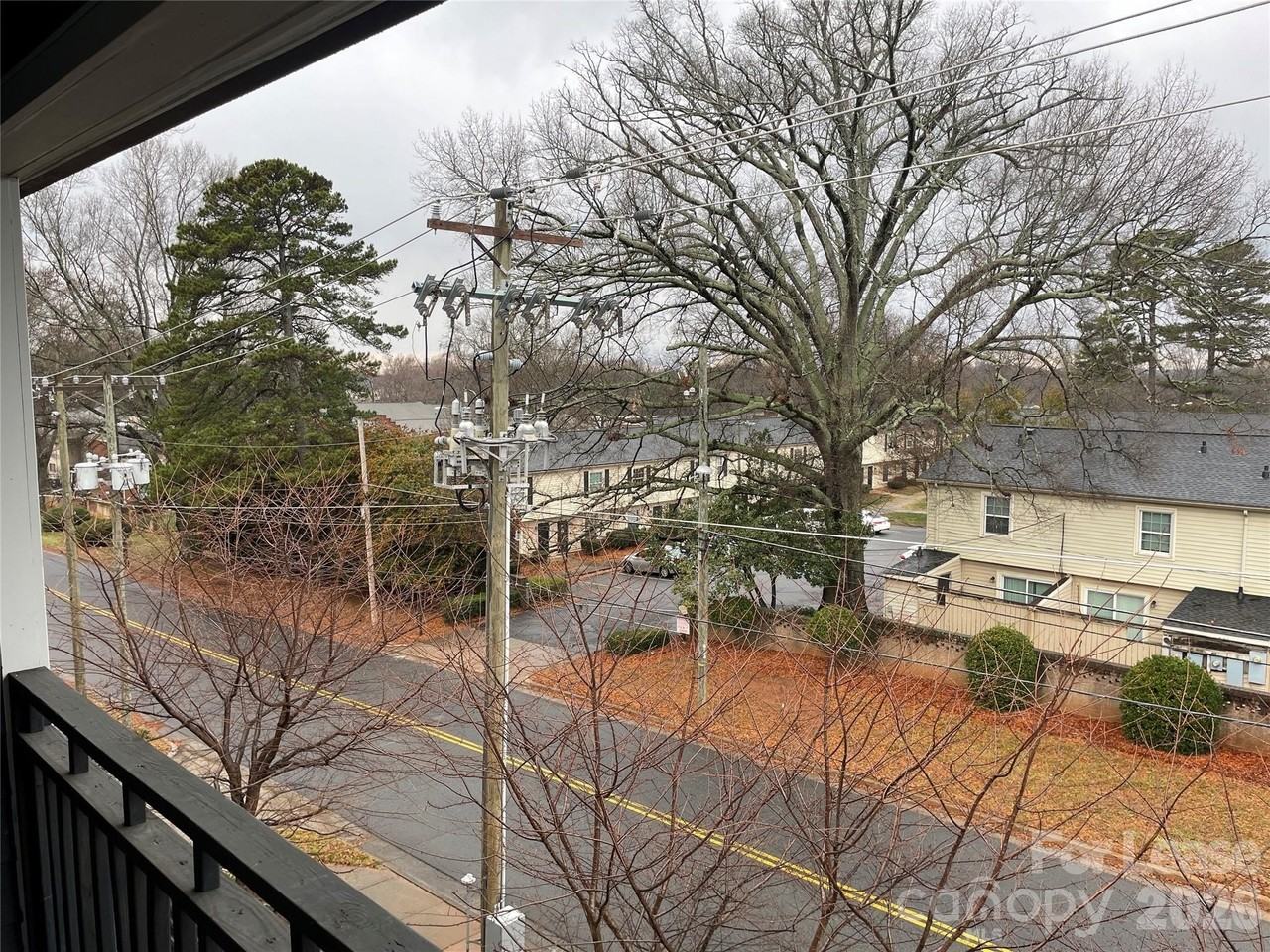935 Mcalway Rd #303 - Photo 4 of 20