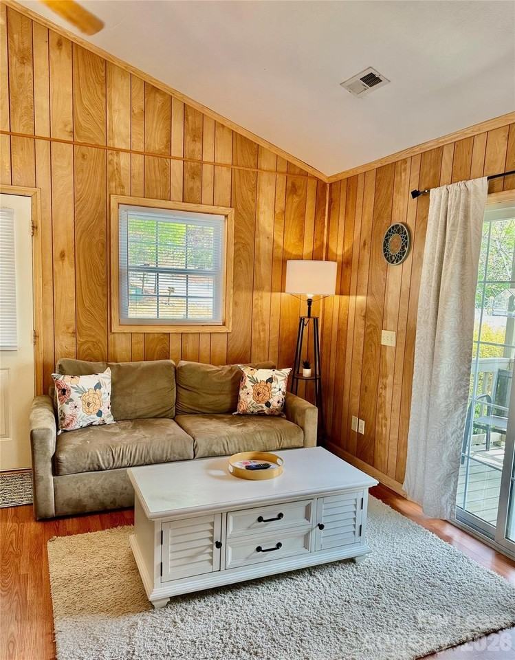 188 Uptons Landing Rd - Photo 3 of 22