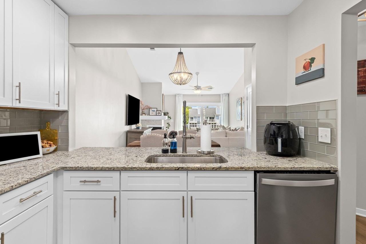 850 Ilex Ct #H - Photo 5 of 29