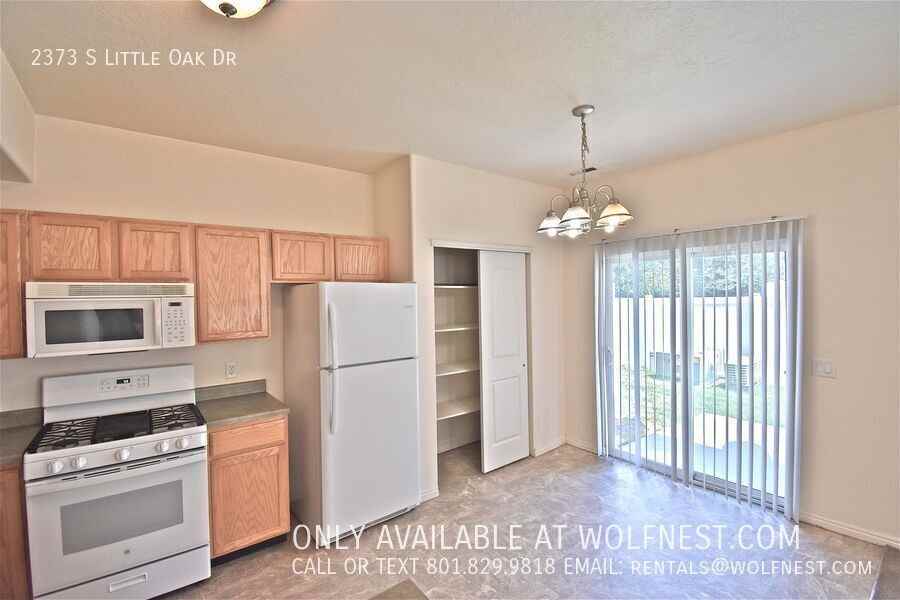2373 S Little Oak Dr - Photo 4 of 28