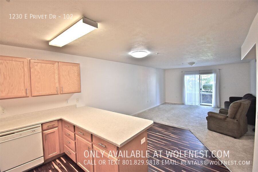 1230 E Privet Dr #102 - Photo 5 of 29