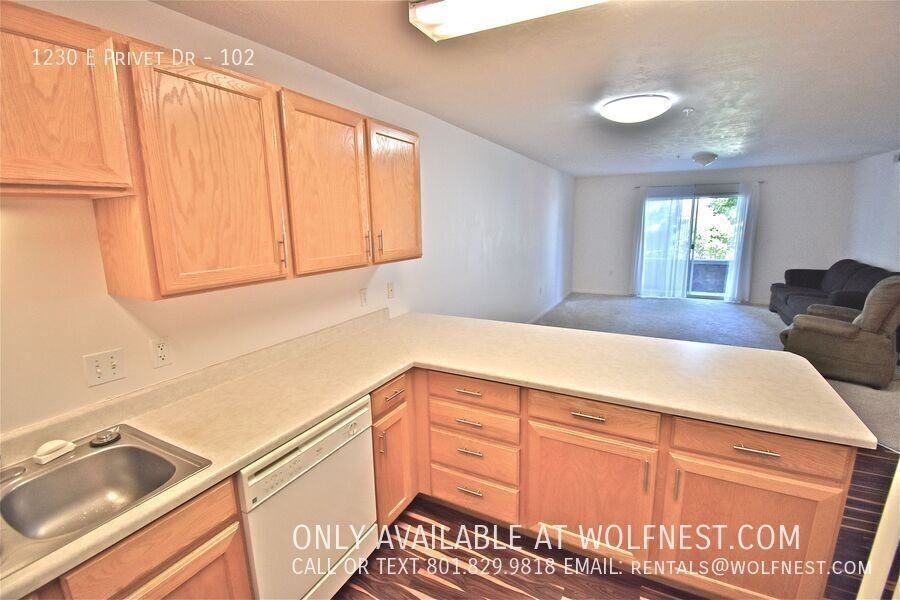 1230 E Privet Dr #102 - Photo 5 of 50