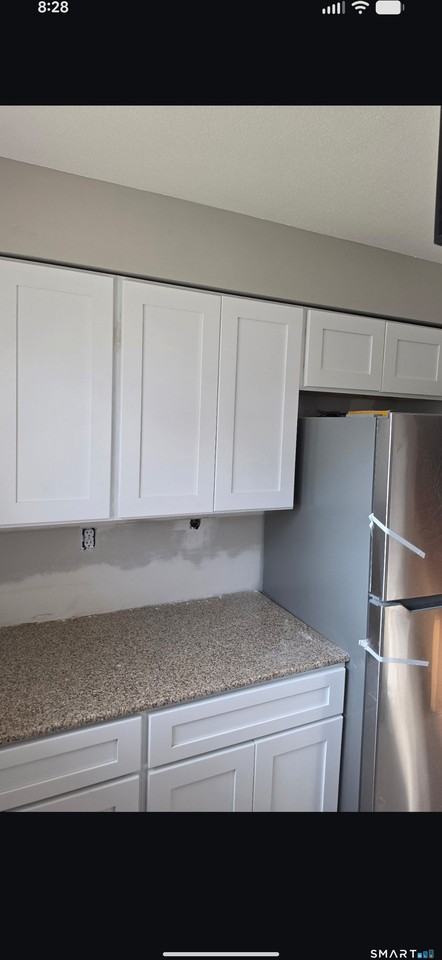 60 Skyline Dr #D - Photo 4 of 20