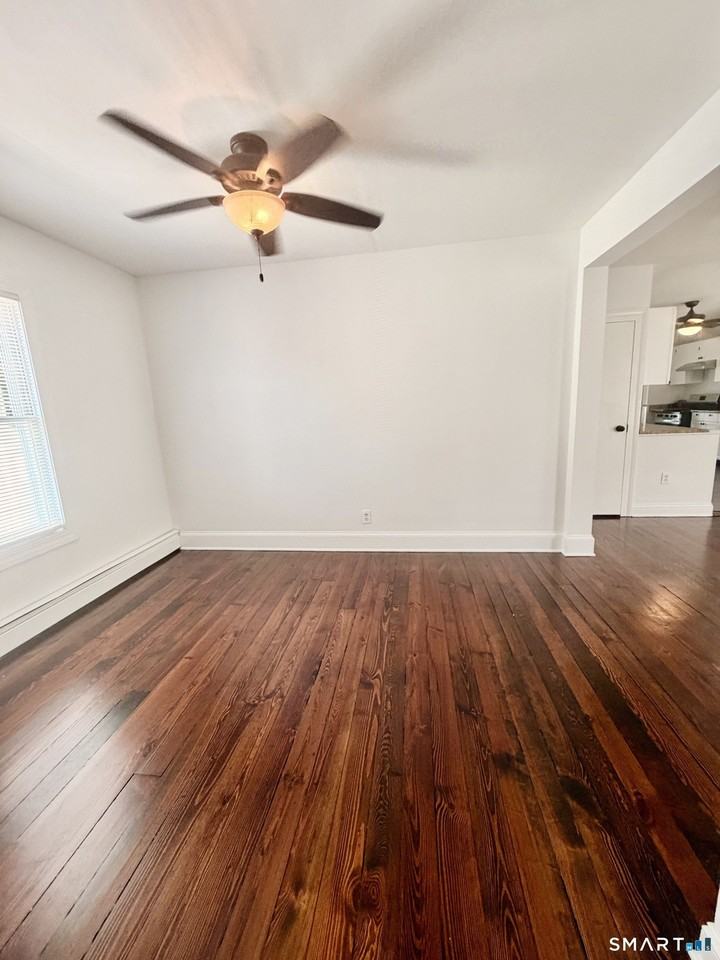 48 Vine St - Photo 4 of 18