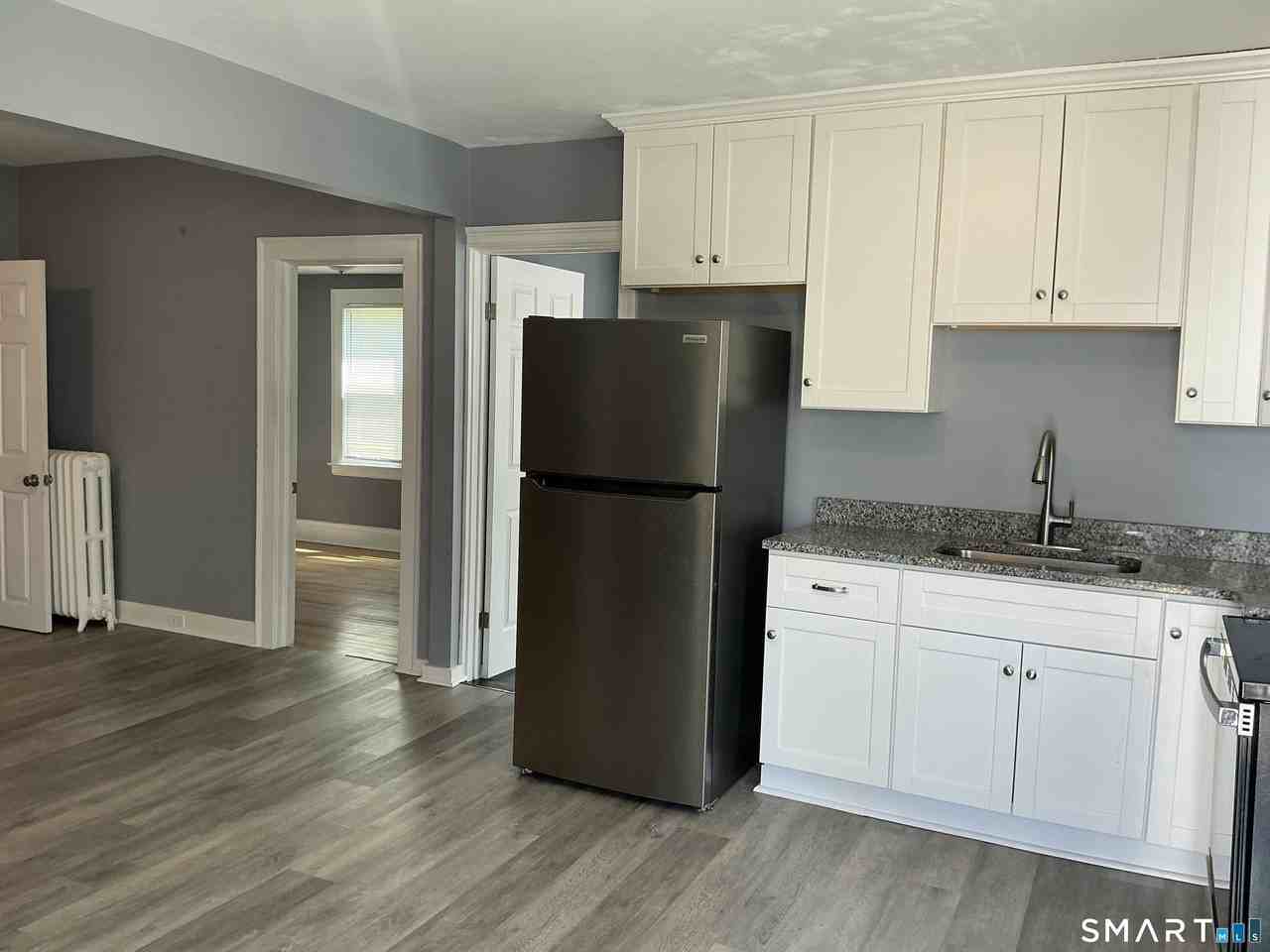 160 S Main St #1stFLREAR - Photo 3 of 11