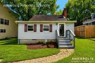 1395 Bayside Dr - Photo 1 of 1